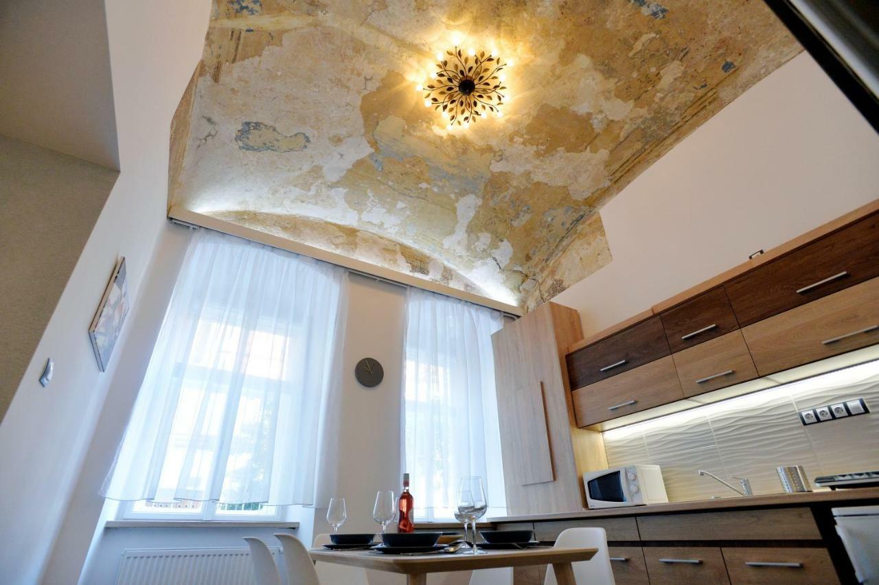 Pr Apartman Έγκερ Εξωτερικό φωτογραφία